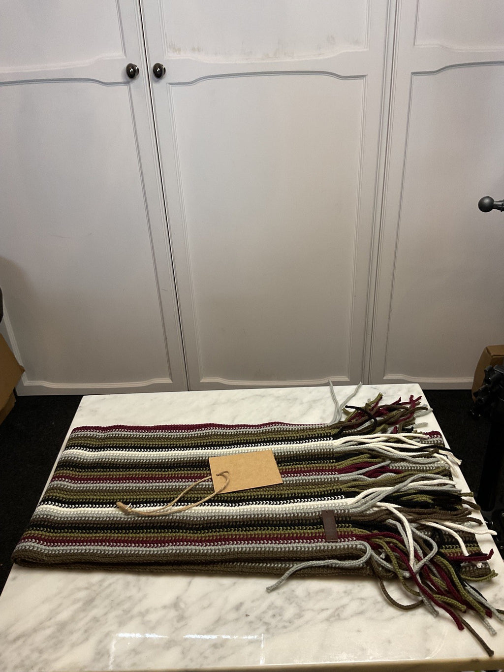 Men’s Weird Fish Striped Scarf Bnwt2