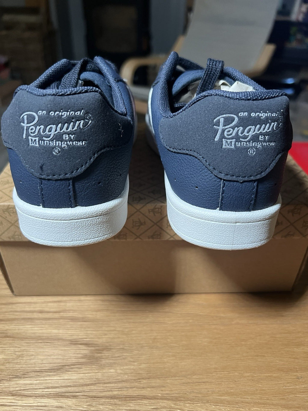 Original Penguin Junior Plane Trainers Size 2 Bnib3
