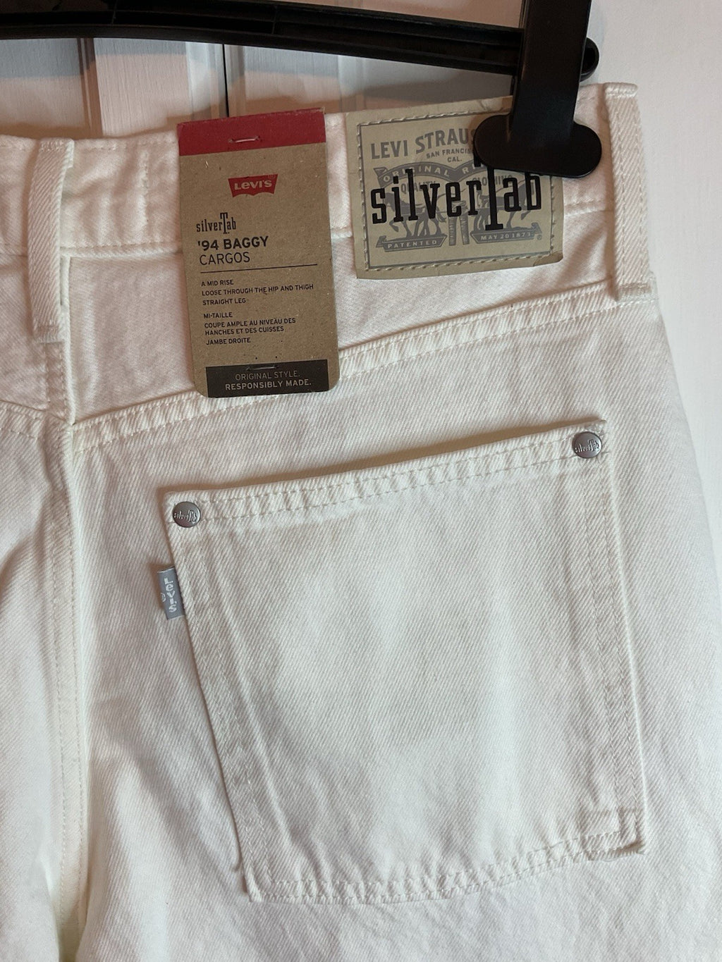 Levis Vintage Y2K SilverTab  94’s Loose Fit unisex W30x31 Baggy Ivory White Bnwt4