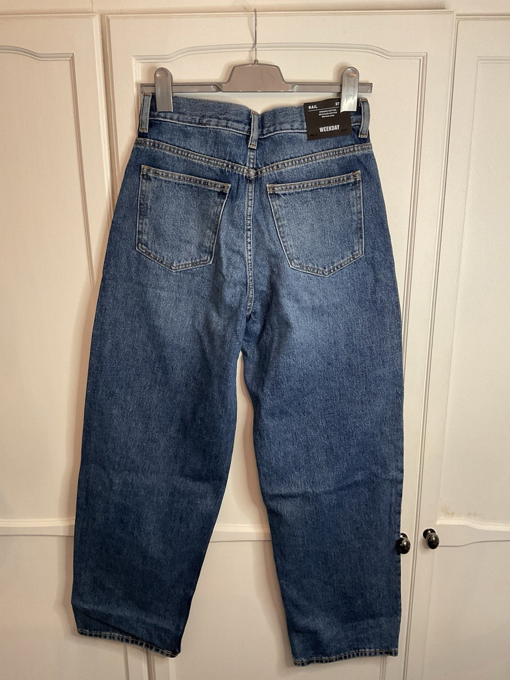 Weekday Rail Jeans Mid Rise Loose Size W27 L30, Bnwt1