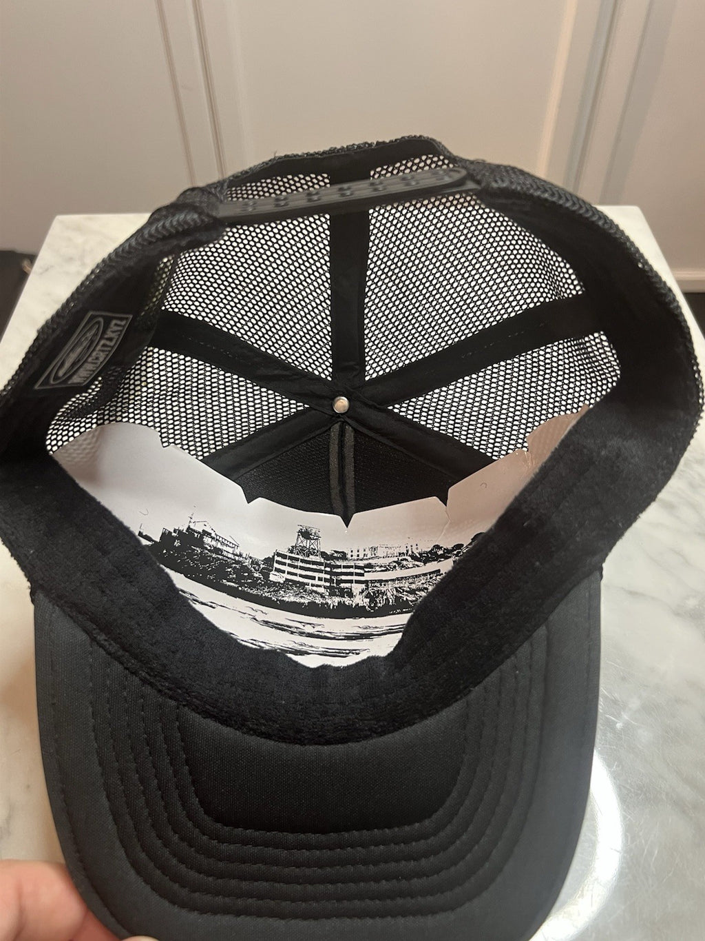 Corteiz Alcatraz Men's Trucker Hat Ctrz One Size Snap Back, 100% Genuine Bnwt4