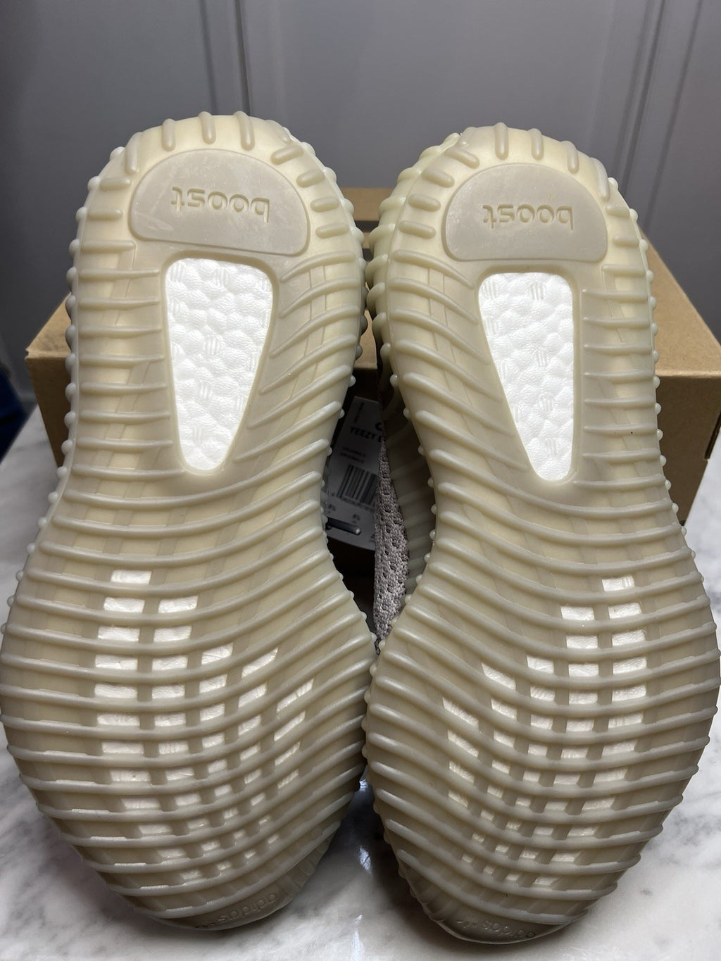 Adidas Yeezy Boost 350 V2 Tail Light Uk 5.5 Fx9017 100% Authentic Rare Bnib4