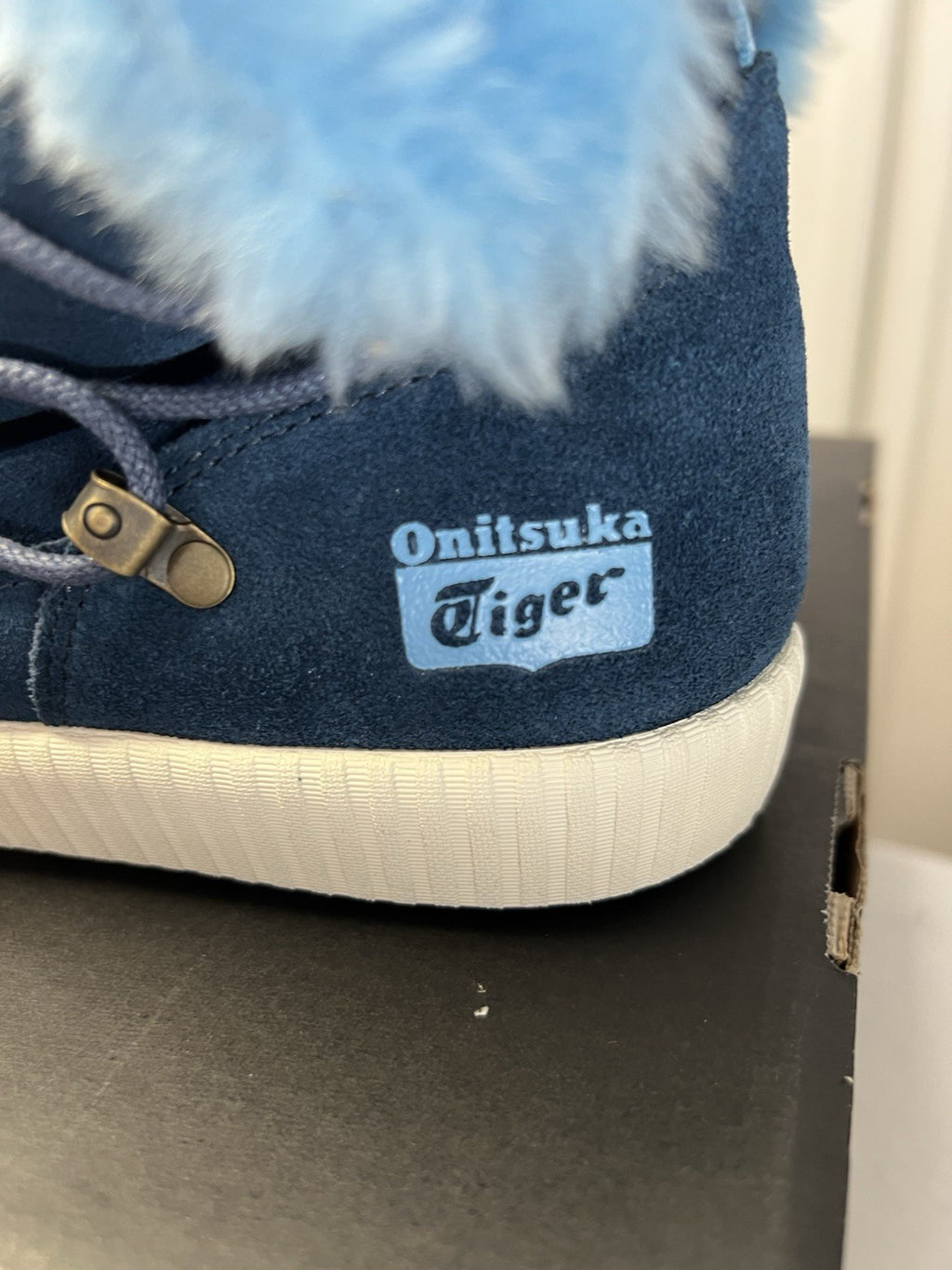 Onitsuka Tiger Low Boots Pantigra estate blue UK 10 faux fur2