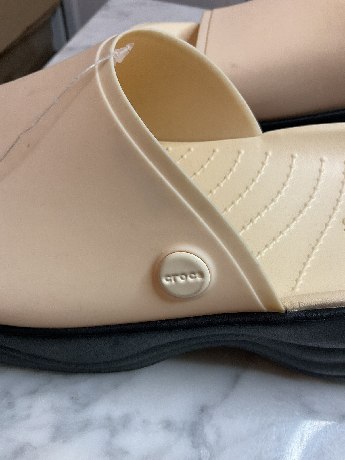 Crocs Skyline Slide 208182-1LG Ladies Vanilla And Black Slider Sandals UK 7 -New4
