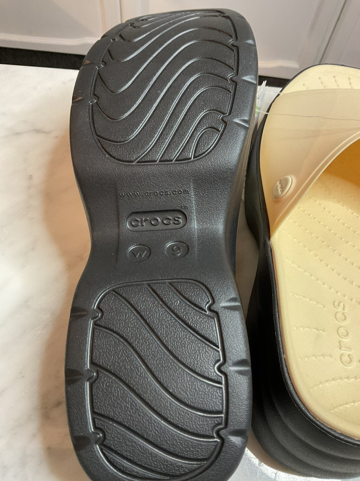 Crocs Skyline Slide 208182-1LG Ladies Vanilla And Black Slider Sandals UK 7 -New5