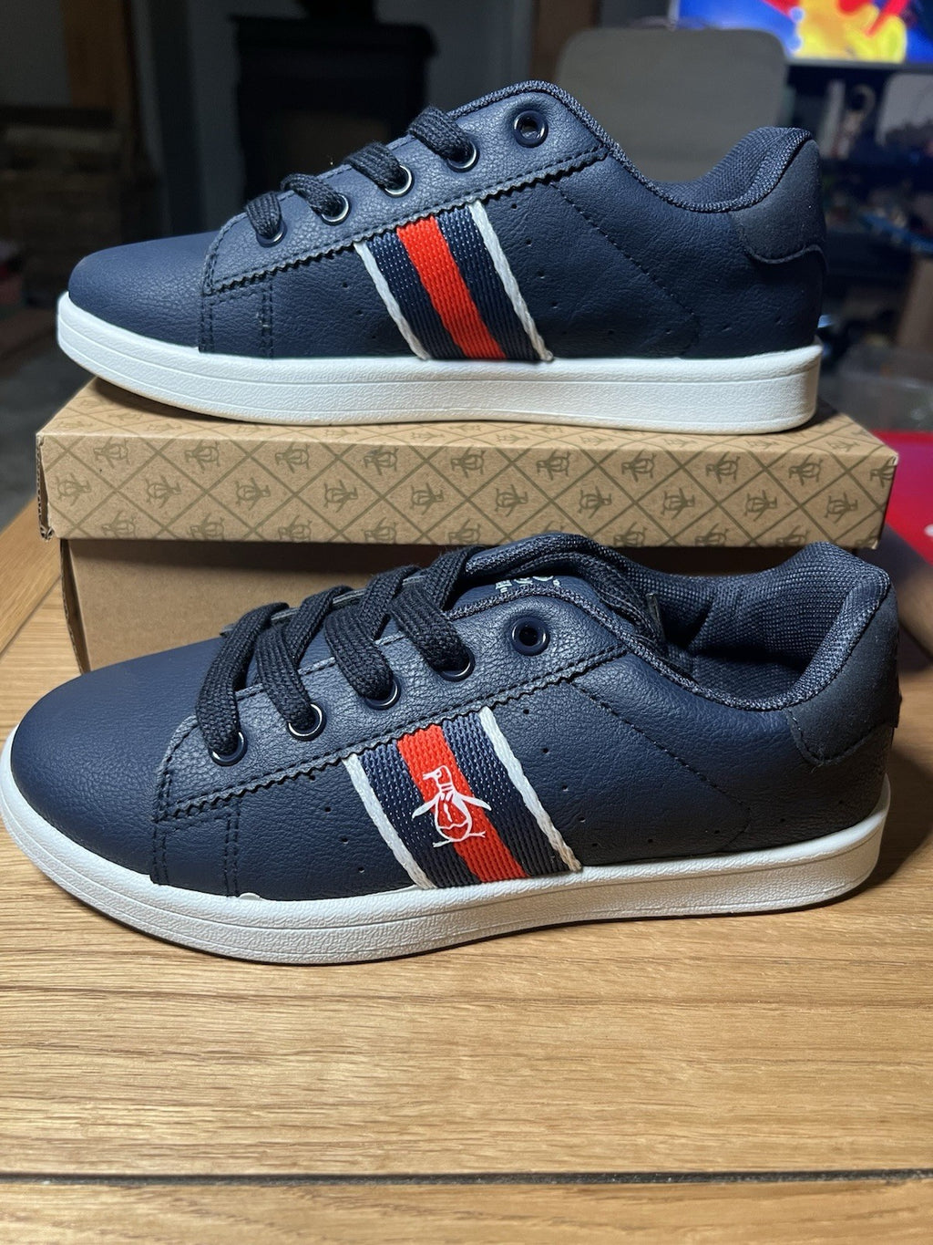 Original Penguin Junior Plane Trainers Size 2 Bnib1