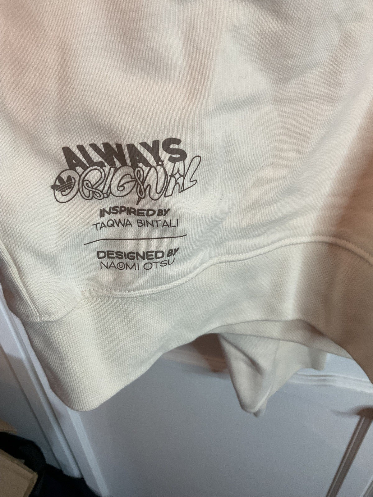Womens Adidas Cropped Hoodie Inspired by Taqwa Bintali Size 4XL Bnwt3