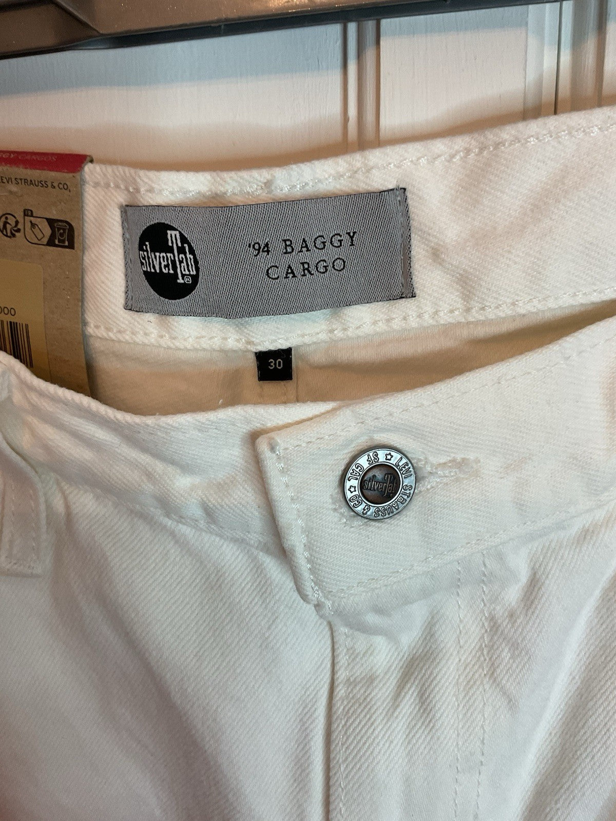 Levis Vintage Y2K SilverTab  94’s Loose Fit unisex W30x31 Baggy Ivory White Bnwt1