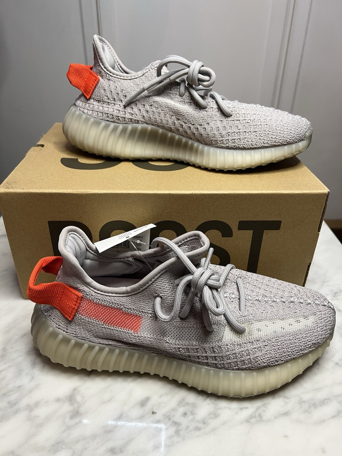 Adidas Yeezy Boost 350 V2 Tail Light Uk 5.5 Fx9017 100% Authentic Rare Bnib2