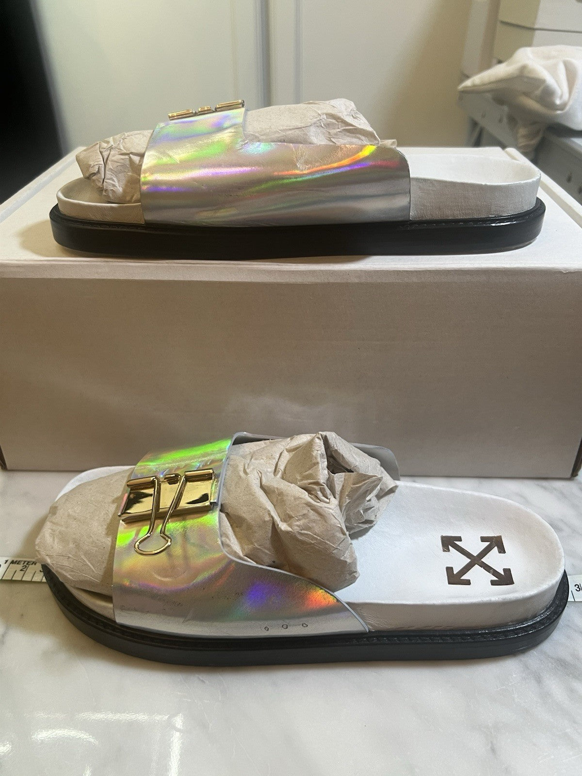 Off-White Bulldog Silver Sliders VGC In Box Please See Pictures And Description0