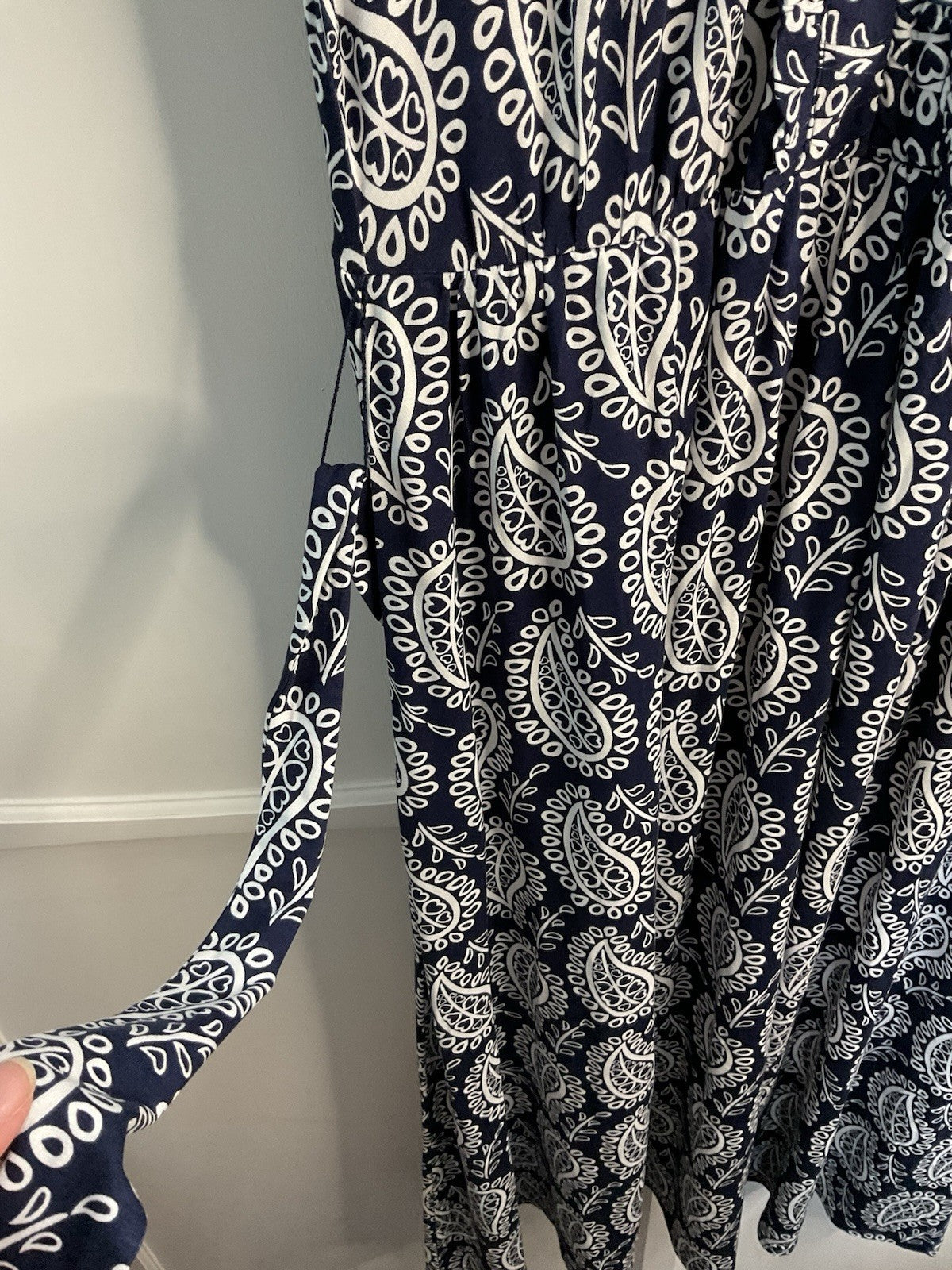 Boden Nicola Tea Dress Paisley Heart Size 10R Navy White Rrp £98.00 Bnwt3