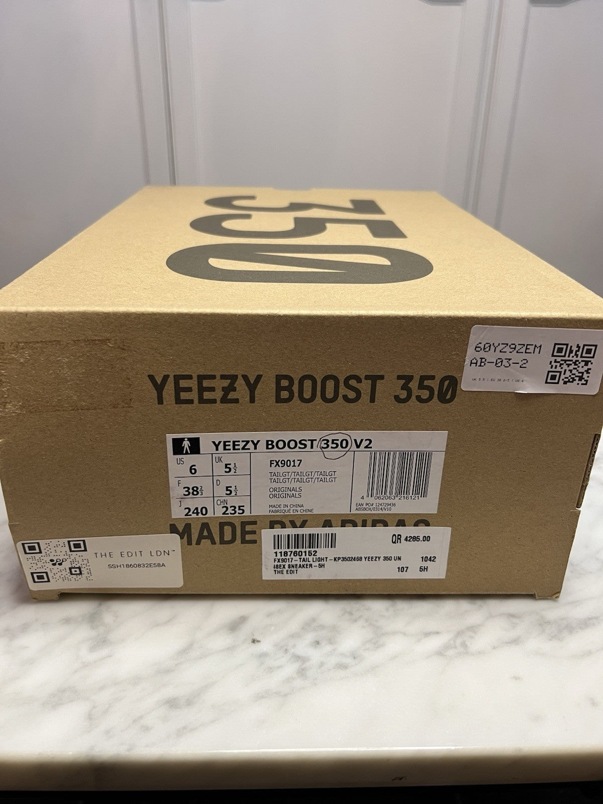 Adidas Yeezy Boost 350 V2 Tail Light Uk 5.5 Fx9017 100% Authentic Rare Bnib6