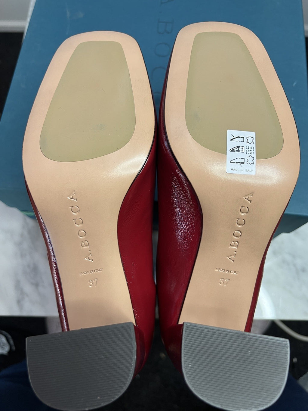 Red Rounded Box Shape A.BOCCA Red Patent Leather Ankle Boots Shearling Lined – EU 37 UK 4 ...