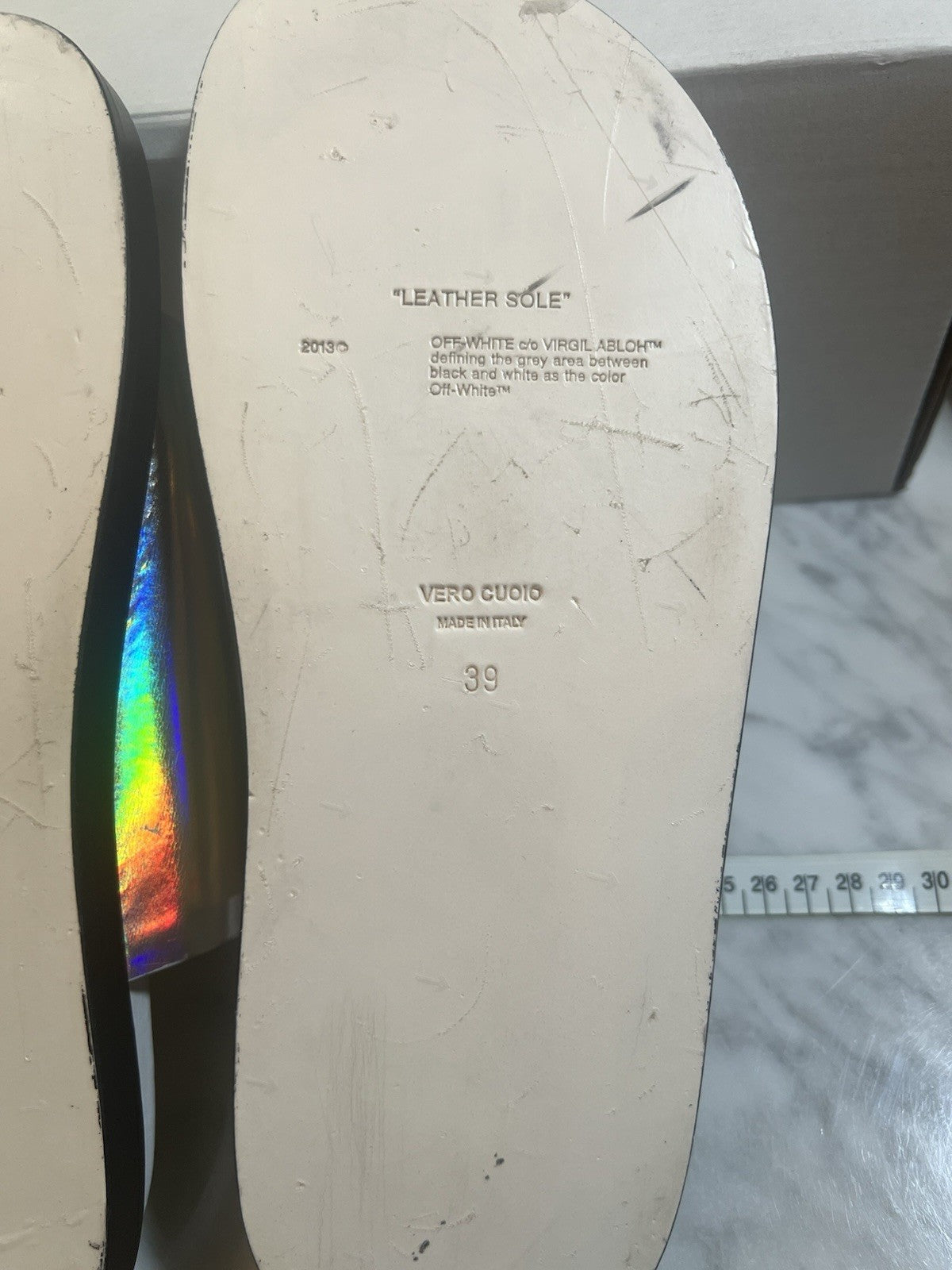Off-White Bulldog Silver Sliders VGC In Box Please See Pictures And Description6