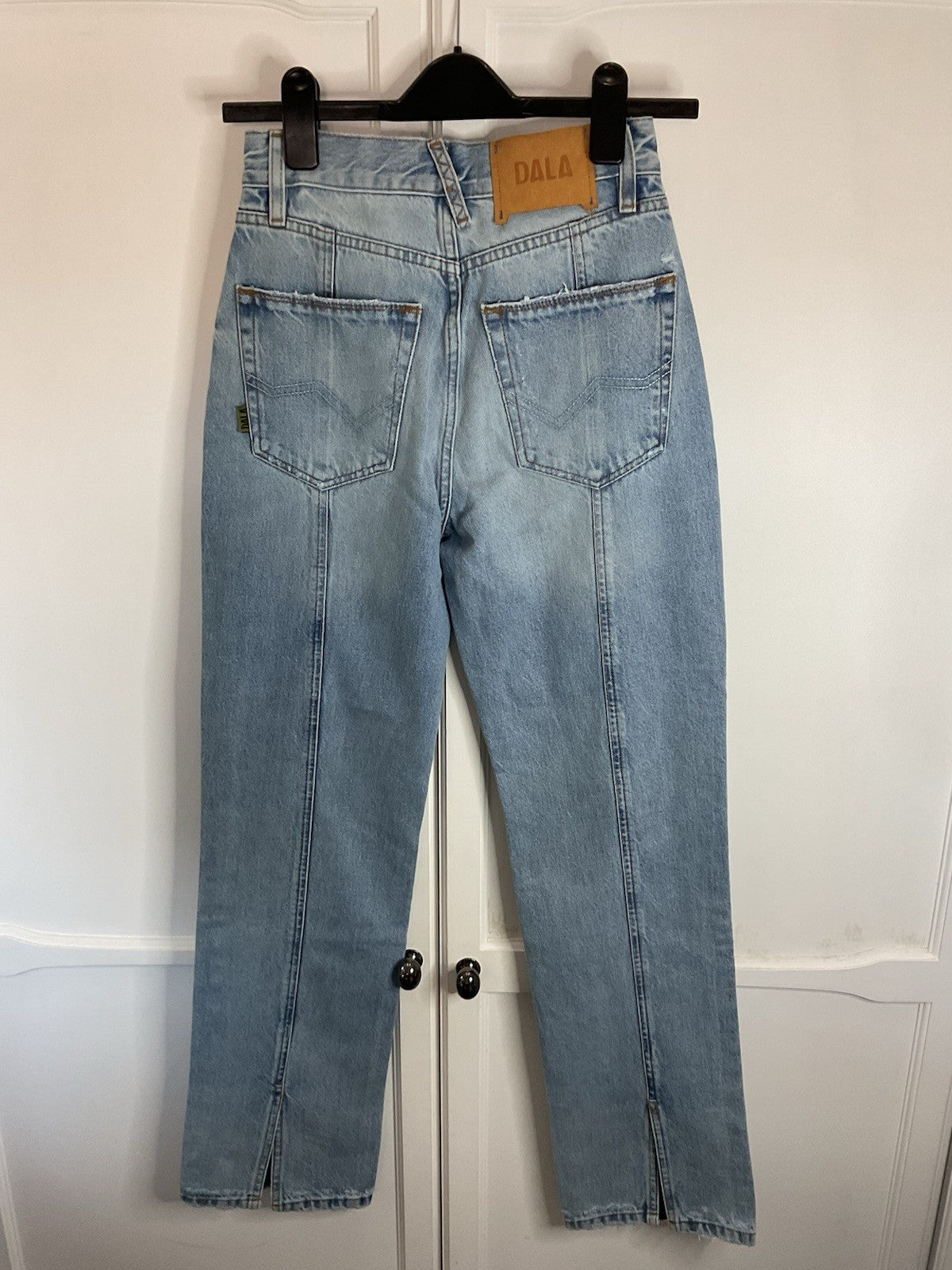 Dala Jeans Womens Back Alley Jeans denim blue, seemed size 24 Bnwt designer jean2