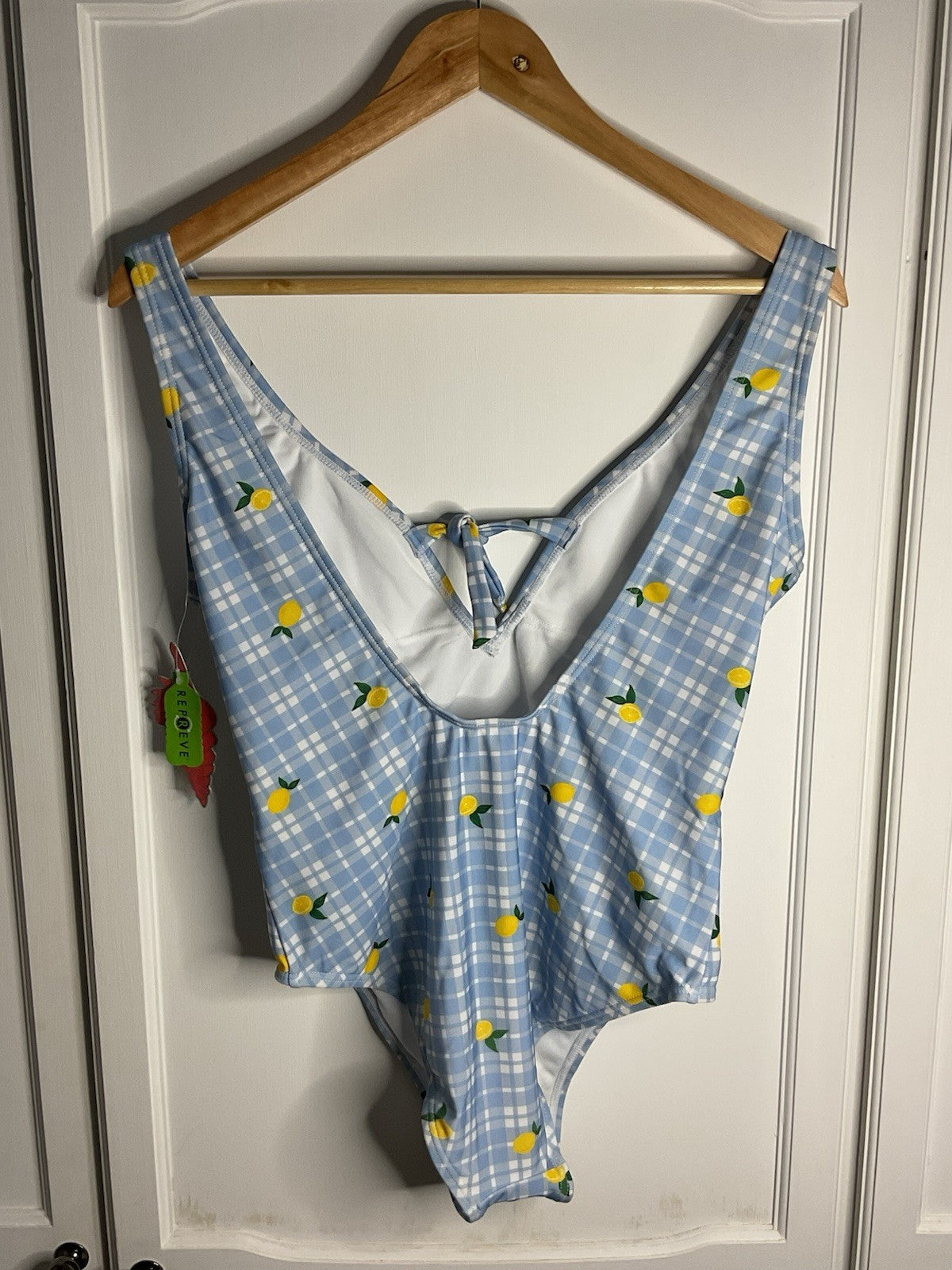 Chelsea Peers Women's Swimming Costume, Lemon Design. Size Medium BNWT1