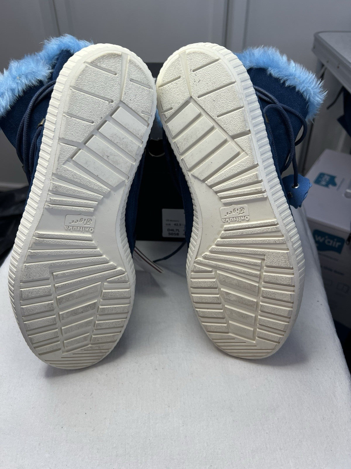 Onitsuka Tiger Low Boots Pantigra estate blue UK 10 faux fur4