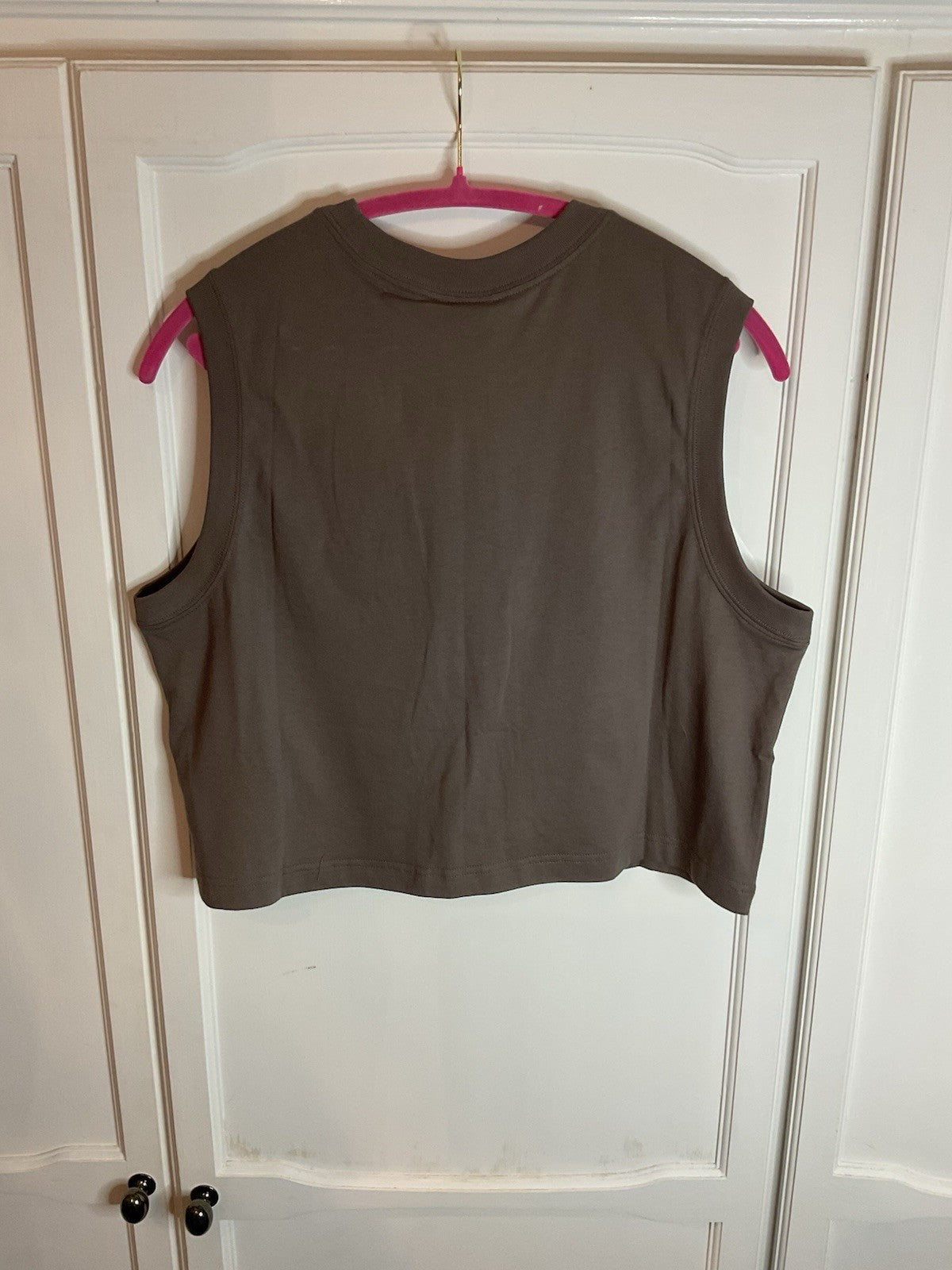 Nike Ladies Brown Cropped Top Size L Bnwt1